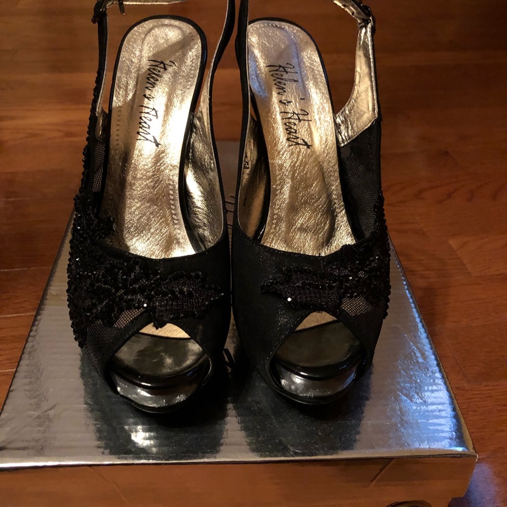 Helen’s Heart Black Heels, Size 6